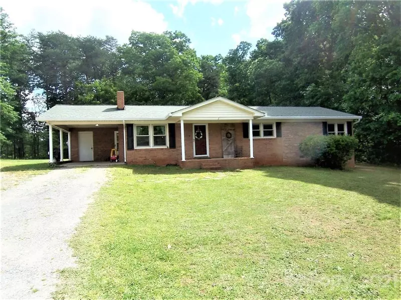 1323 Long Branch RD, Grover, NC 28073