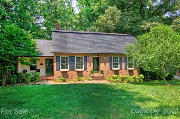 290 Heritage PL #11, Mooresville, NC 28115