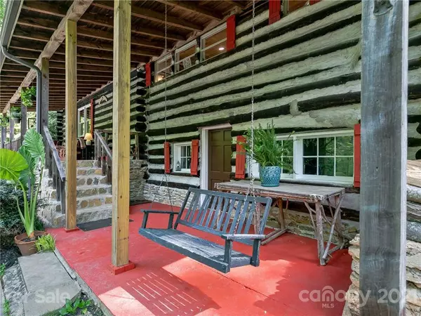 Saluda, NC 28773,6786 US Hwy 176 HWY