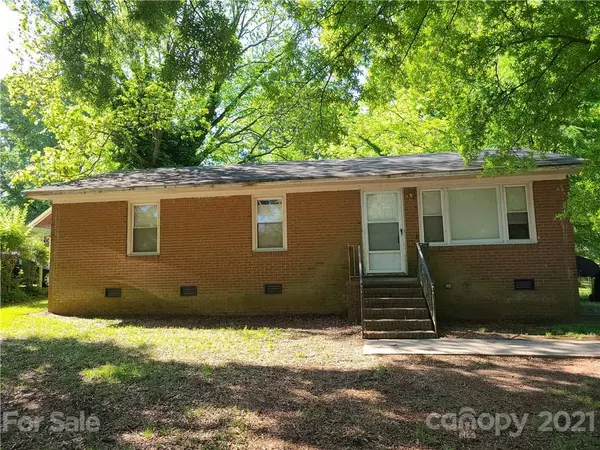 Davidson, NC 28036,613 Westside TER