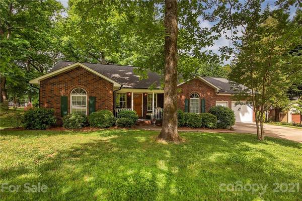 7515 Golf Course DR, Denver, NC 28037