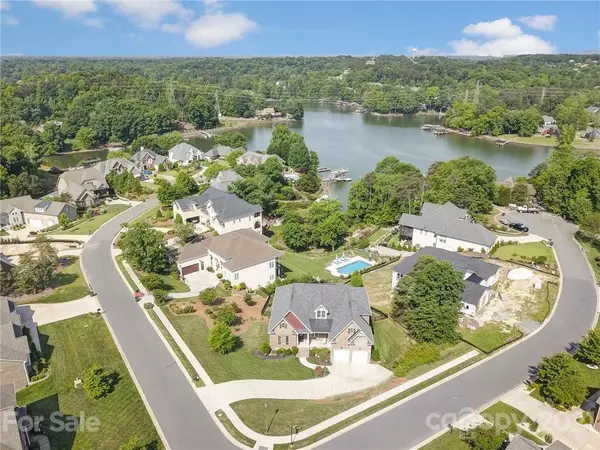 Tega Cay, SC 29708,500 River Lake CT