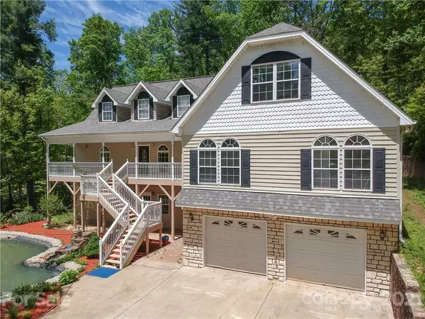 211 Sound PL, Asheville, NC 28806