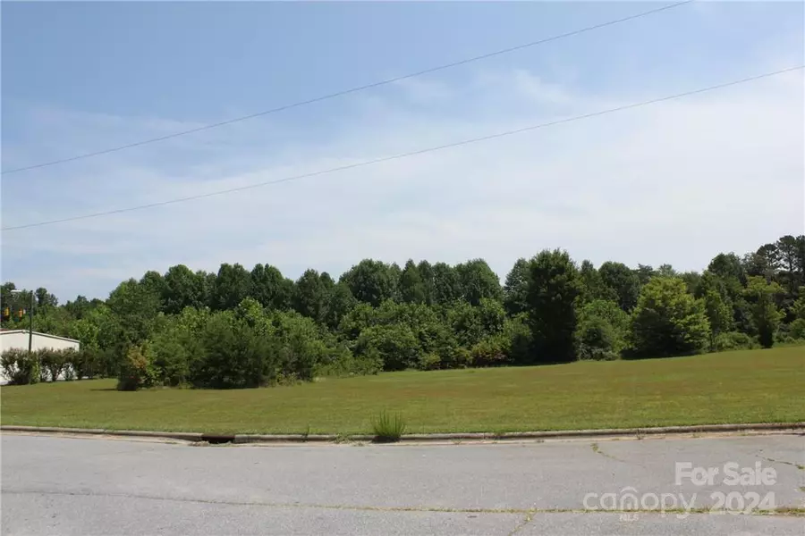 148 Brandywine CIR, Elkin, NC 28621