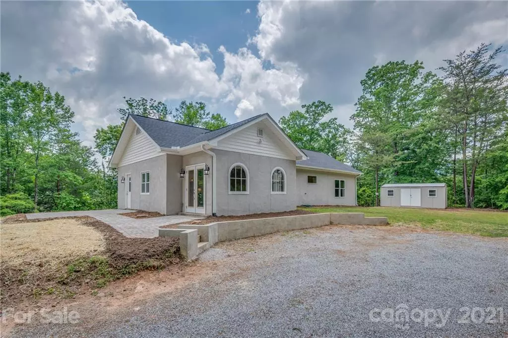 Landrum, SC 29356,196 Caledonia RD