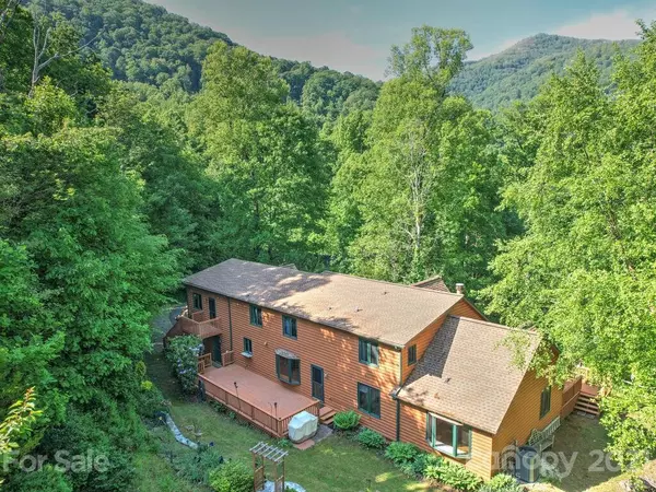 Maggie Valley, NC 28751,54 Buttercup PL