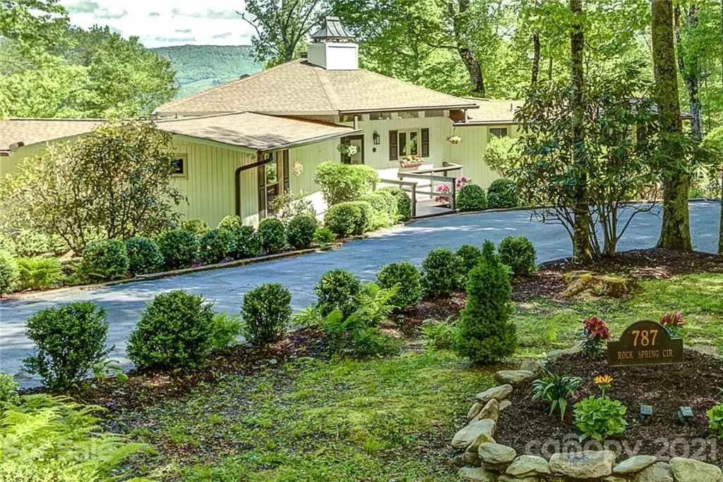 Sugar Mountain, NC 28604,787 Rock Spring CIR