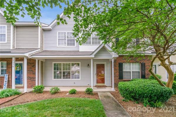 3268 Summercroft LN, Charlotte, NC 28269