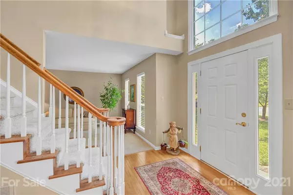 Matthews, NC 28105,900 Sunnyview CIR