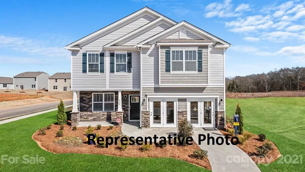 Candler, NC 28715,356 Tavernier LN