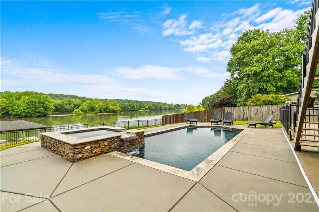 Catawba, NC 28609,2682 Canvasback LN