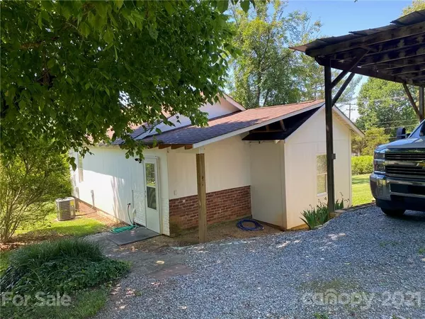 Roaring River, NC 28669,150 W O Blackburn RD