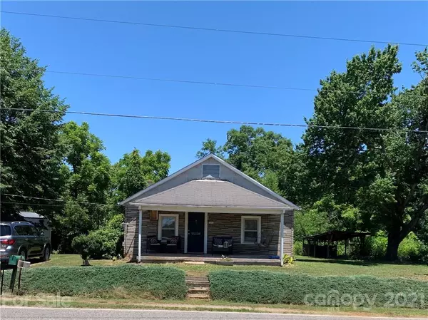 4225 Beach RD, Hudson, NC 28638