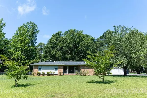 2950 Woodland Hill WAY, Lancaster, SC 29720