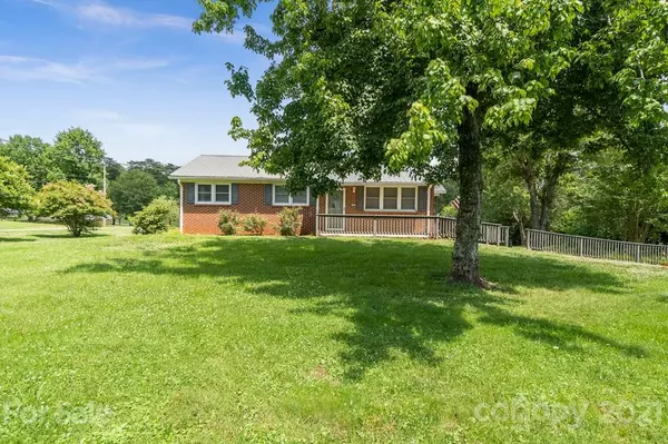 Conover, NC 28613,2106 Travis RD