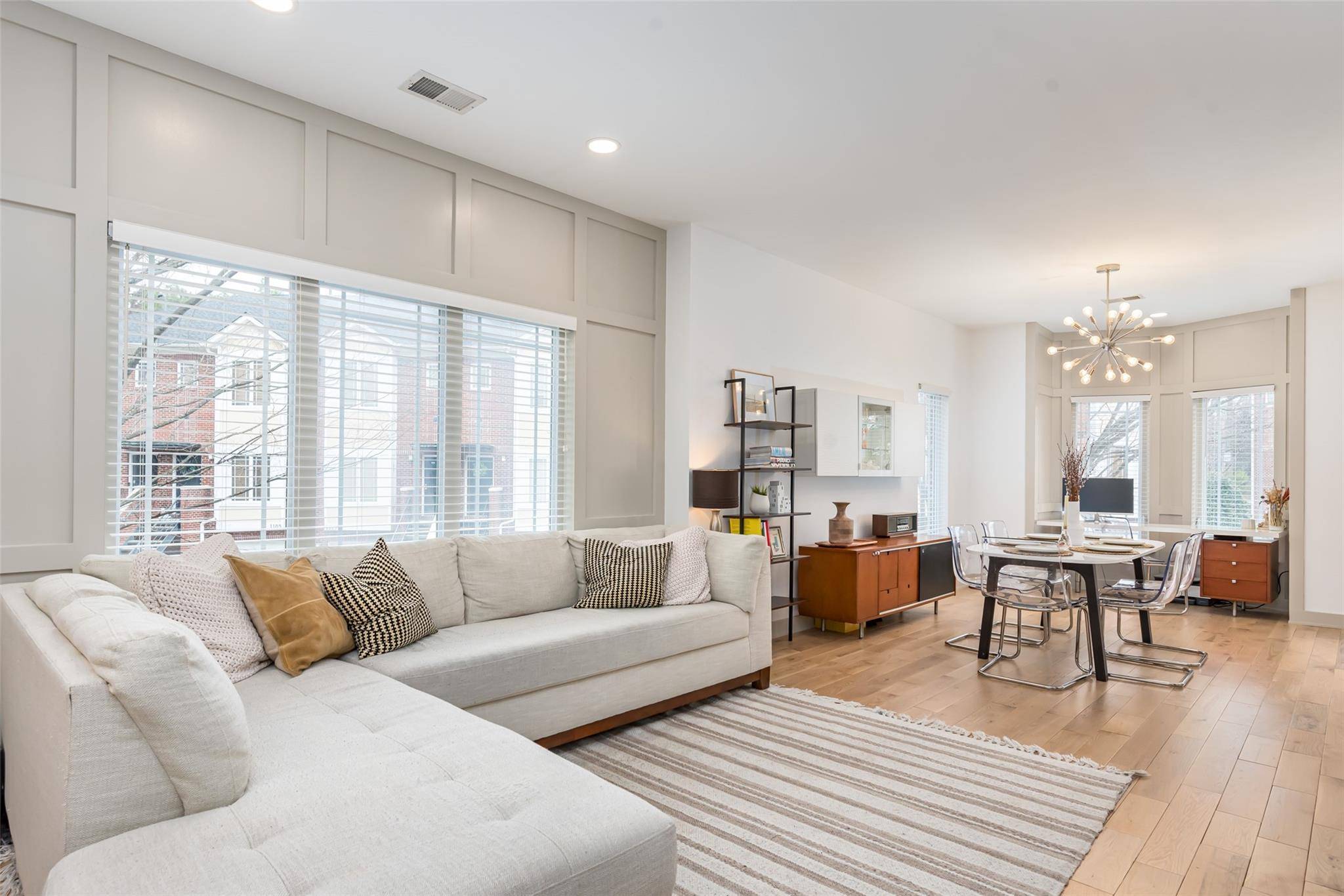 Charlotte, NC 28209,1128 Kurt CT