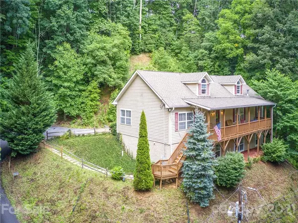 Waynesville, NC 28785,588 Mouzon RD