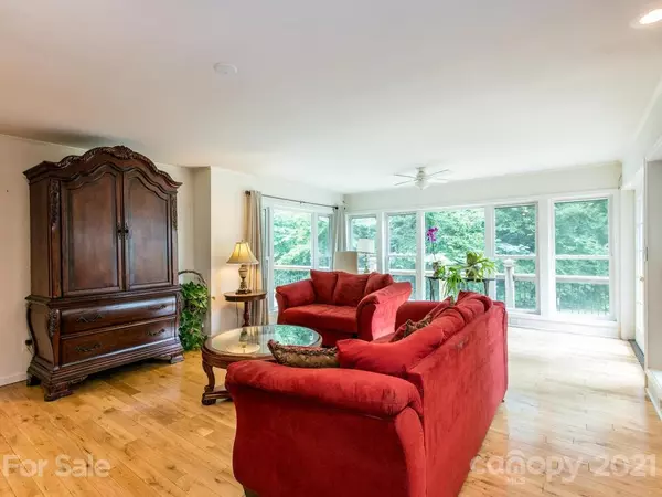 Tryon, NC 28782,260 Warrior DR