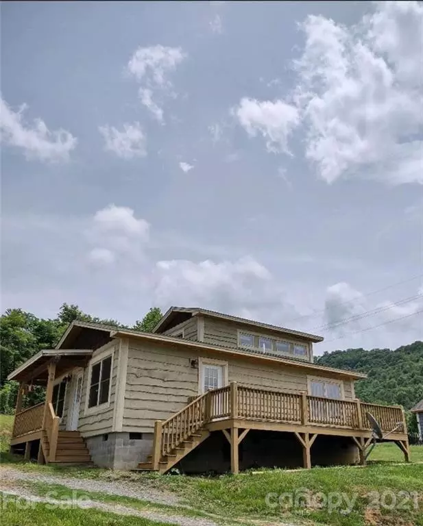 Waynesville, NC 28785,76 Carsen LOOP