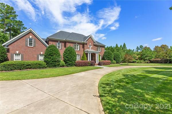 Matthews, NC 28104,2086 Kings Manor DR