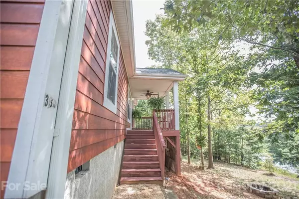 Rutherfordton, NC 28139,333 Hickory LOOP