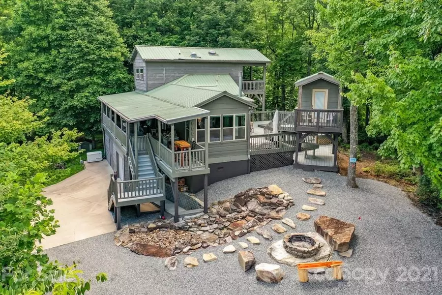 30 Frog Pond WAY, Black Mountain, NC 28711