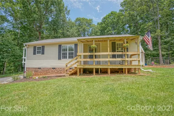 108 Balsam RD, Troy, NC 27371