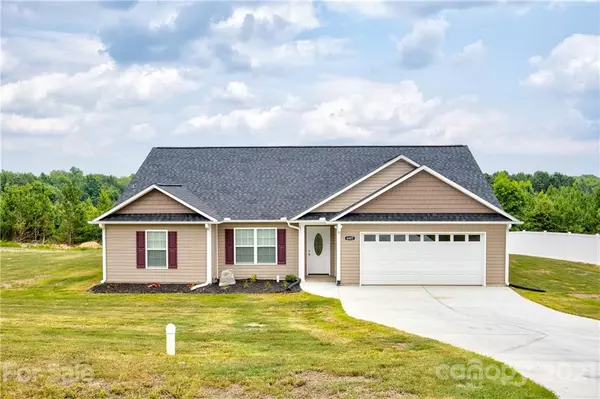 6407 Hunting Creek RD, Lancaster, SC 29720