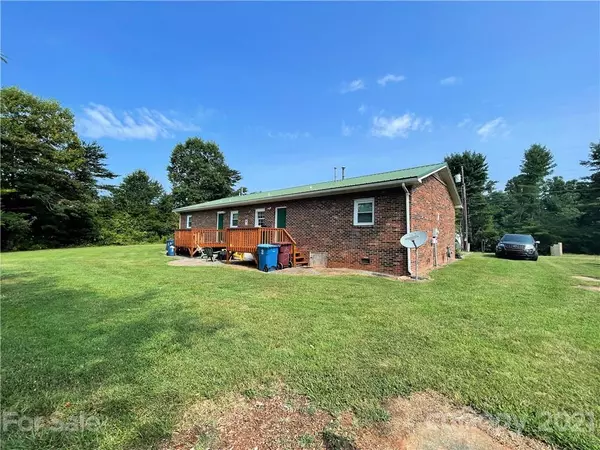 Granite Falls, NC 28630,2479 Annas DR