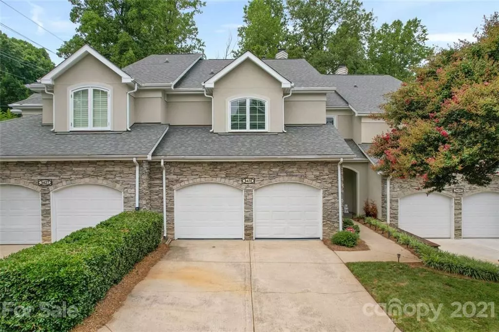 Charlotte, NC 28210,3431 Royal Crest DR