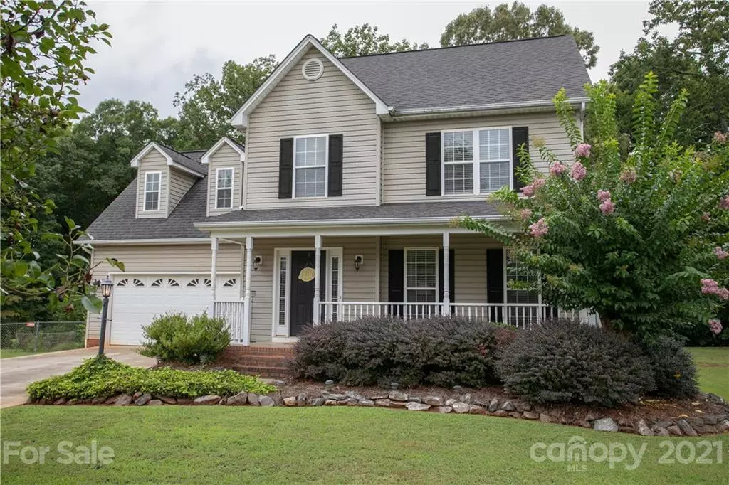 Kings Mountain, NC 28086,927 Caroline CIR