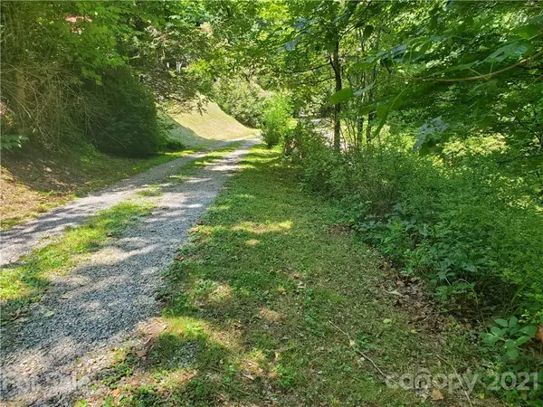 Waynesville, NC 28785,32 Fox RUN #A 32