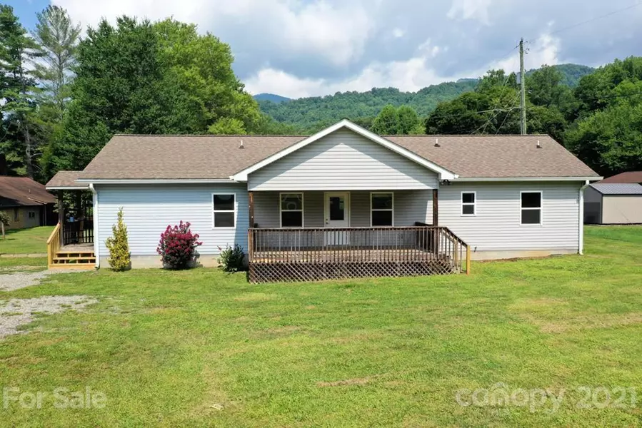 10 Parris Branch RD, Sylva, NC 28779