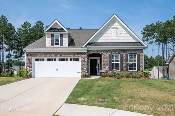 Mount Holly, NC 28120,836 Botticelli CT