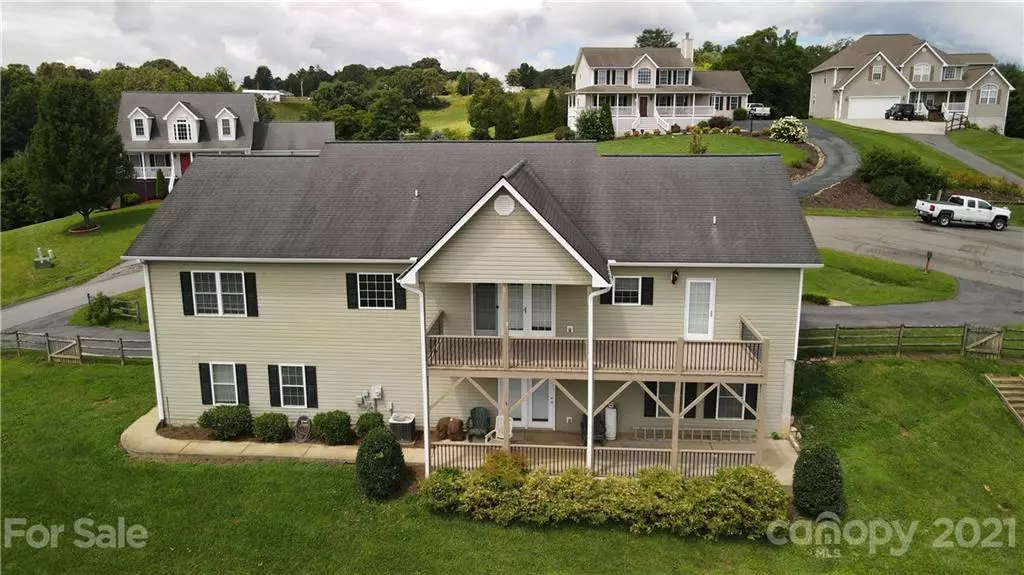 Alexander, NC 28701,21 Castlewood DR