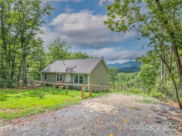 Lake Lure, NC 28746,230 Sparrows WAY