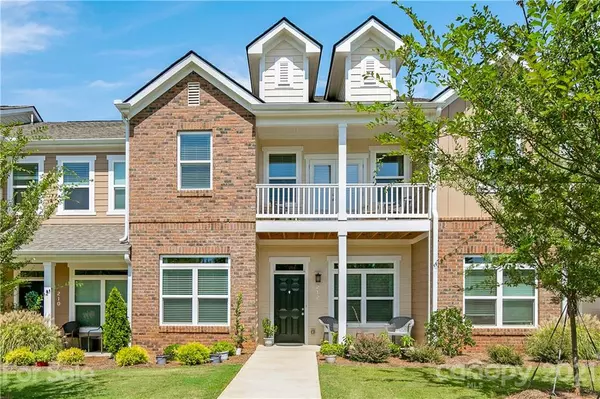 212 Overstone CT, Fort Mill, SC 29715