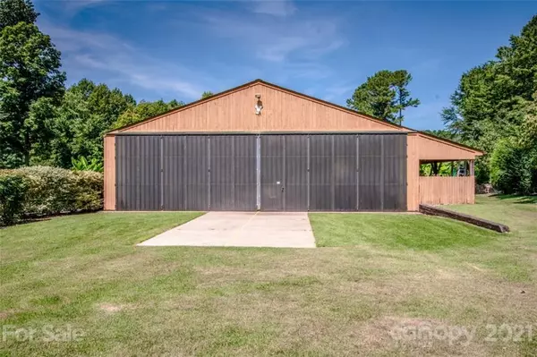 Mooresville, NC 28117,108 Amelia LN