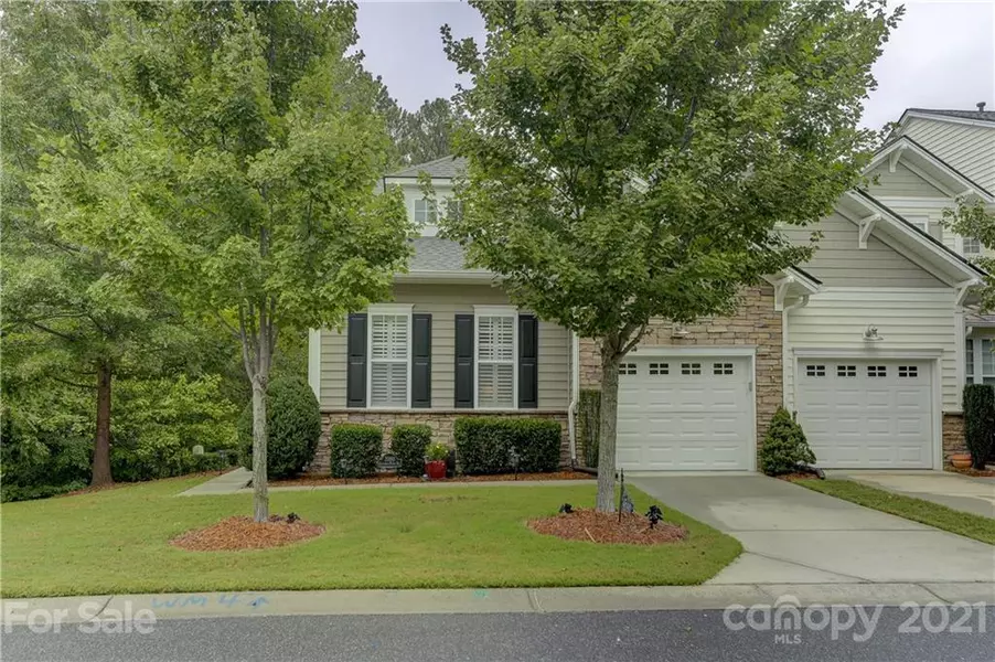 2090 Calloway Pines DR, Tega Cay, SC 29708