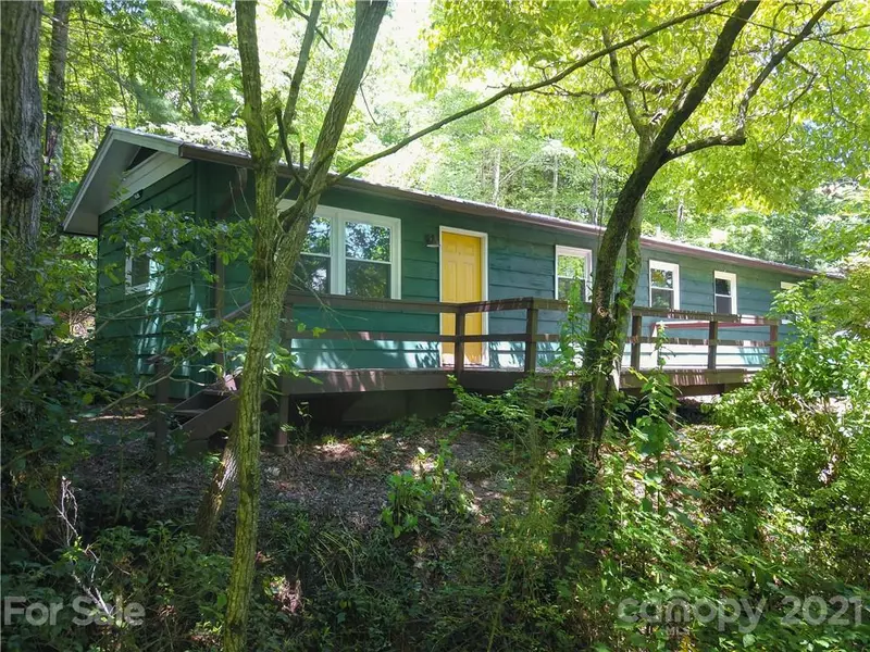 235 Searcy Mountain RD, Cullowhee, NC 28723