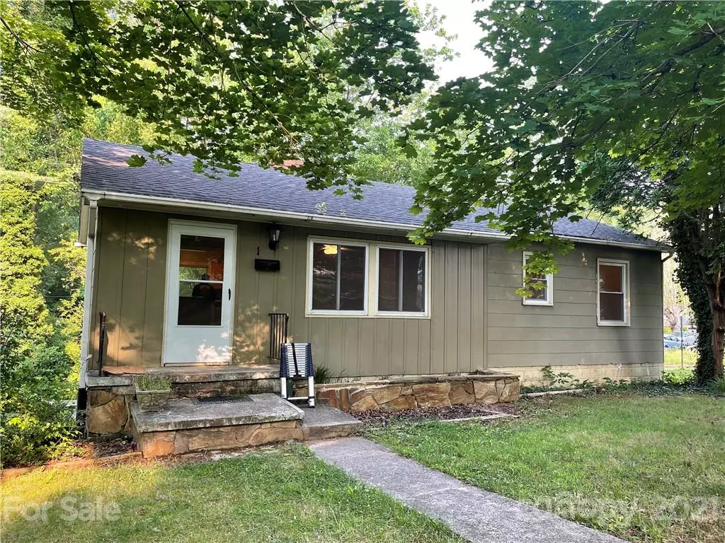 Asheville, NC 28806,1 Pinewood PL