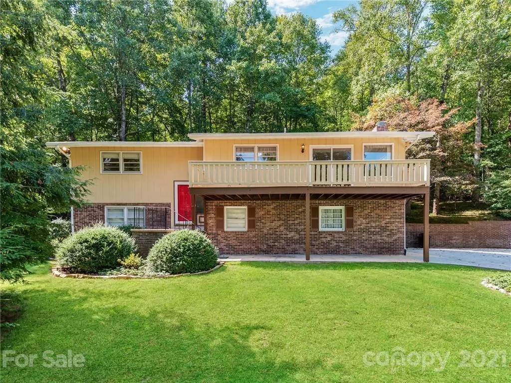 Hendersonville, NC 28791,109 Whisperwood CIR