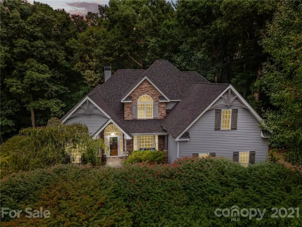 Asheville, NC 28805,209 Clear Vista CIR