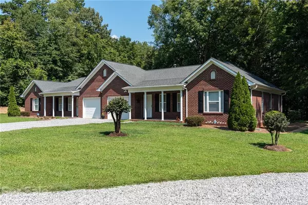 Mount Holly, NC 28120,5009 Hidden Red Oak DR