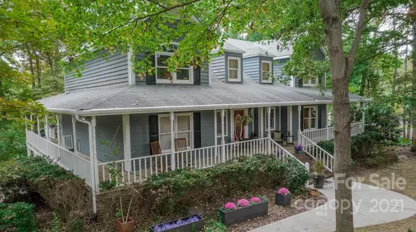 162 Queens Cove RD, Mooresville, NC 28117
