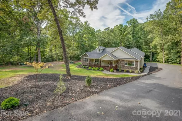 Tryon, NC 28782,354 River Knoll LN