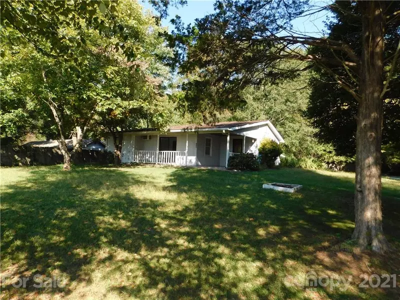 110 Blue Ridge RD, Campobello, SC 29322