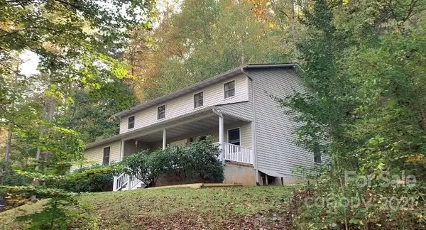 297 Beaverdam RD, Candler, NC 28715