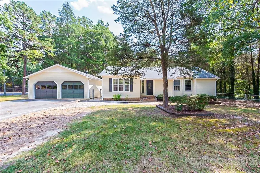 4713 Country Oaks DR, Rock Hill, SC 29732