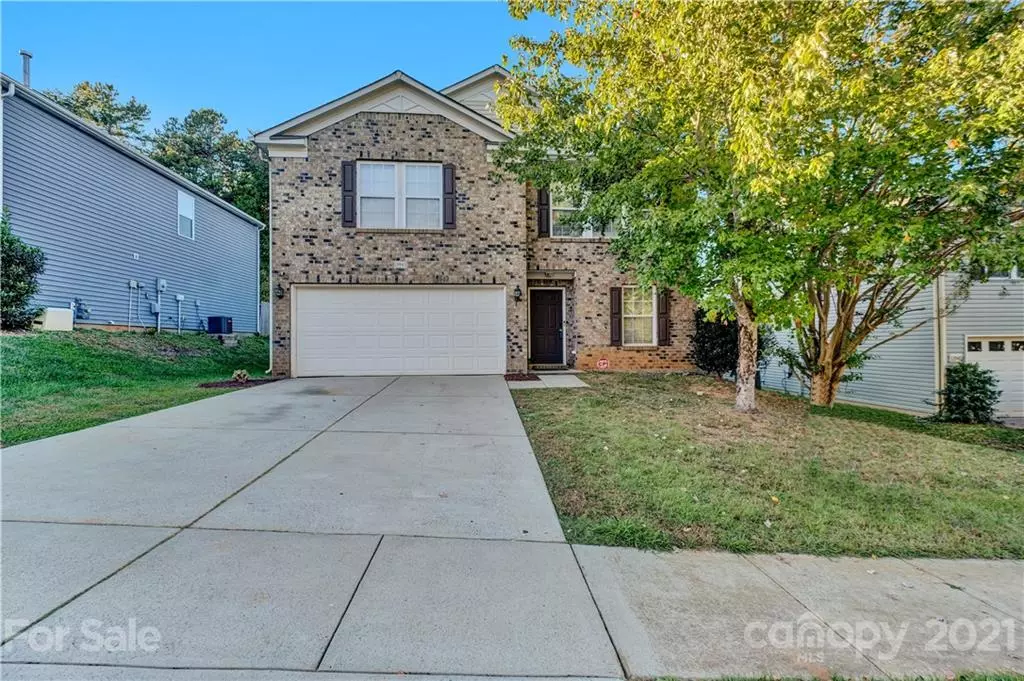 Charlotte, NC 28215,13945 Pinyon Pine LN